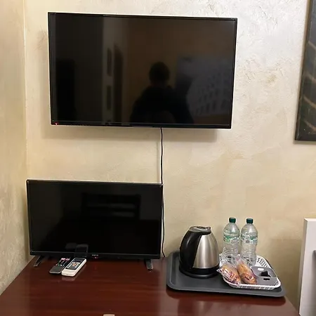 E-room 42 Vendégház Róma