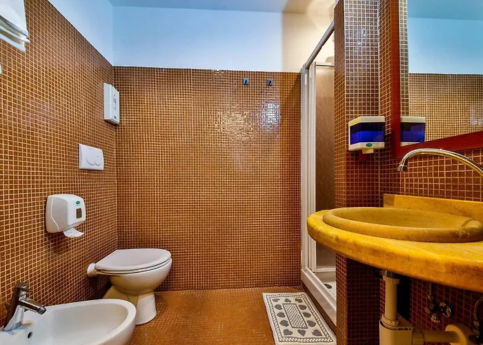 E-room 42 Πανσιόν Ρώμη