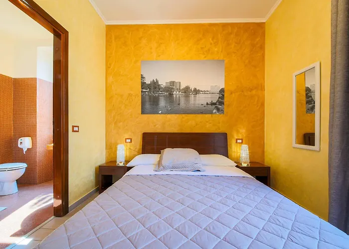 Affittacamere E-room 42 3*