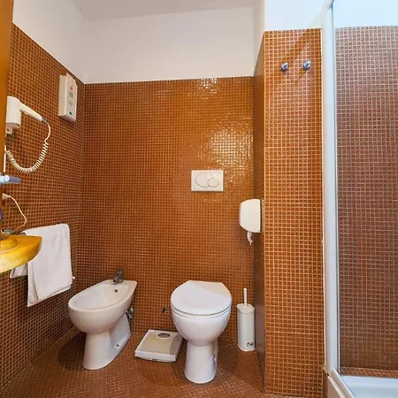 E-room 42 بيت ضيافة